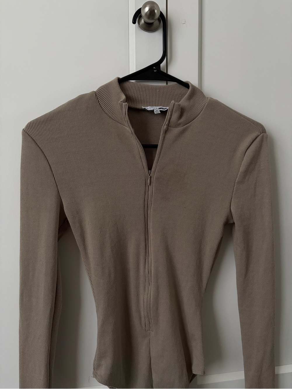 Fashion Nova Long-Sleeve Bodysuit